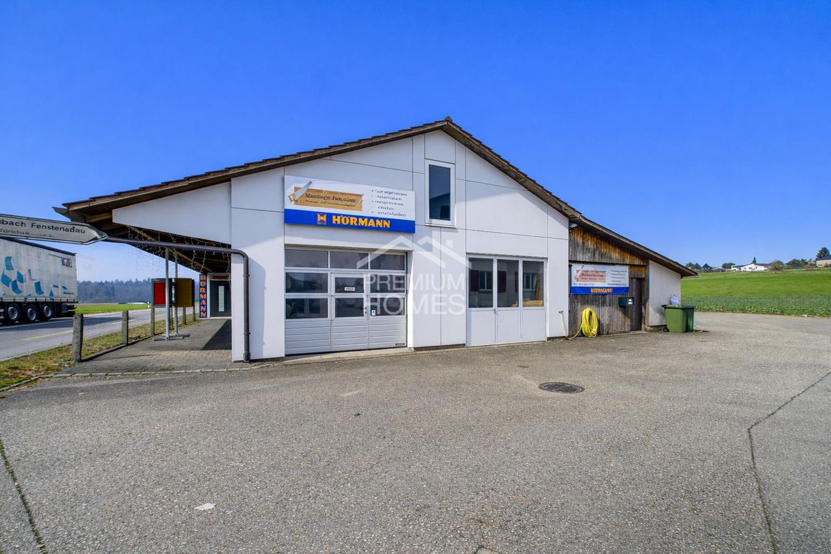 Grosszügige Gewerbeliegenschaft mit Wohnhaus - 0