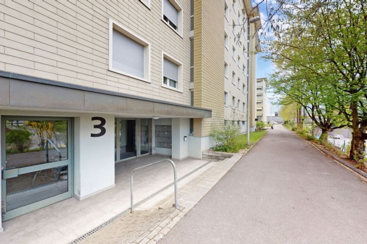 Perfekte Lage für den Alltag - Zentrale Wohnung in Zuchwil! - 0