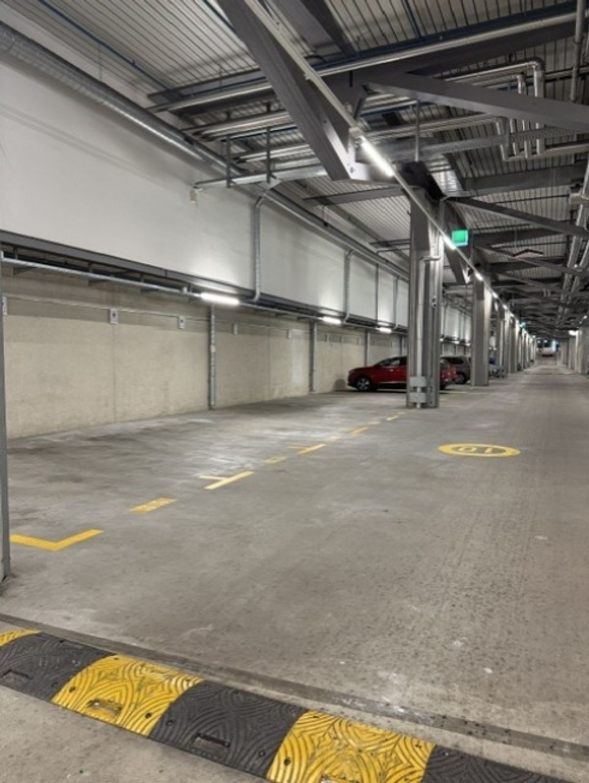 Zentral gelegener Einstellhallenplatz - Nähe Basel SBB - 1