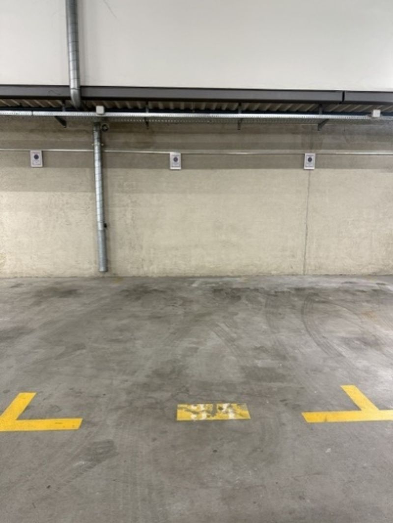 Zentral gelegener Einstellhallenplatz - Nähe Basel SBB - 4