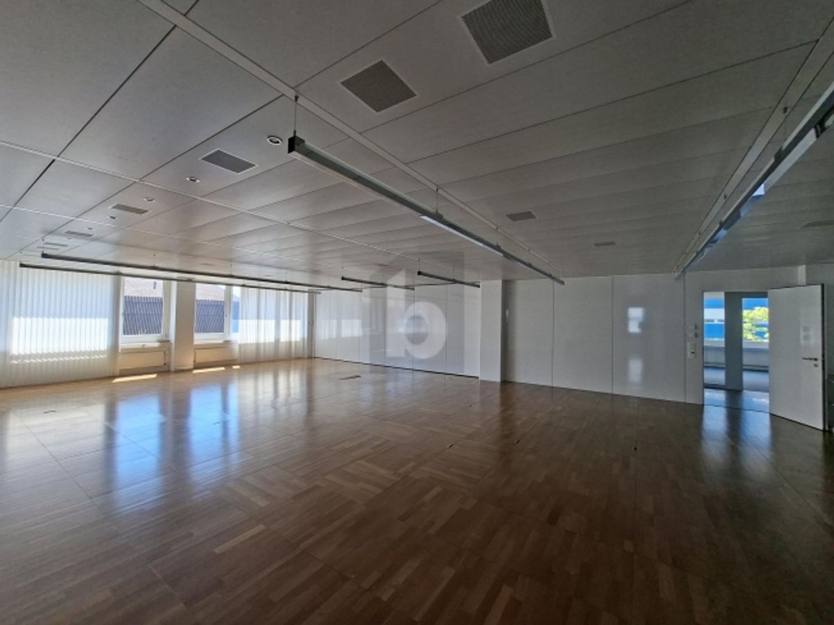 VIEL PLATZ FÜR IHREN GESCHÄFTSERFOLG - 4