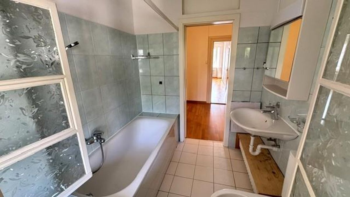 2.5 Zimmer Wohnung - 6