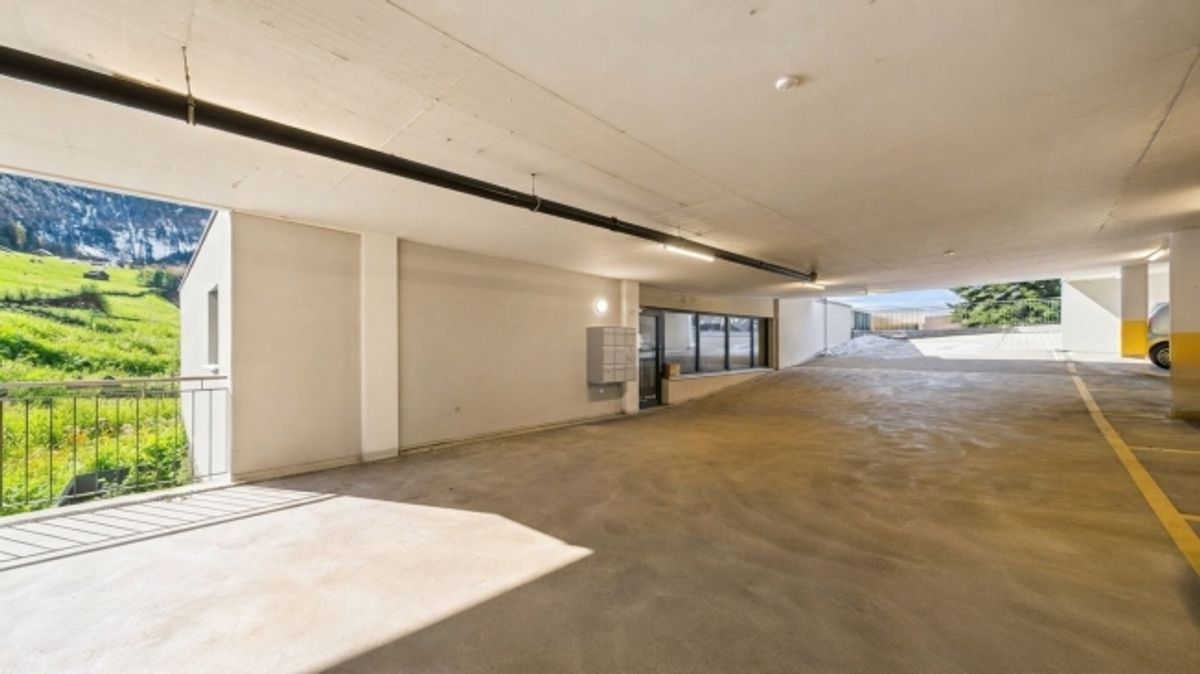 3.5-Zimmer-Attikawohnung mit 96 m² Sonnenterrasse - 8
