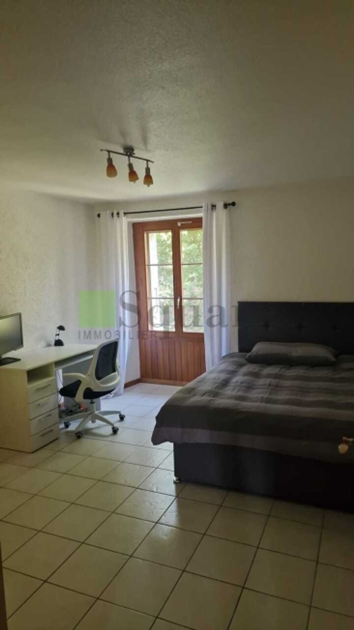 Eingerichtetes Zimmer - 1