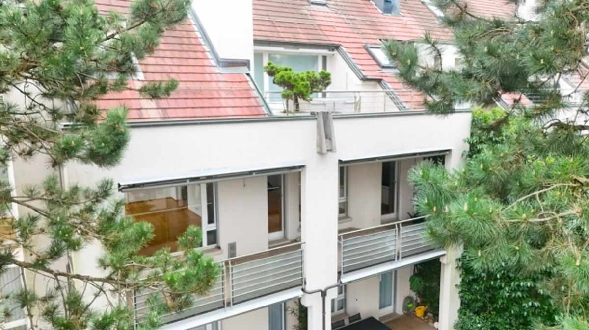 Exklusive Gartenwohnung mit Cheminée & 2 Terrassen  - Bruderholz - 12