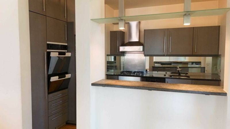 Exklusive Gartenwohnung mit Cheminée & 2 Terrassen  - Bruderholz - 3