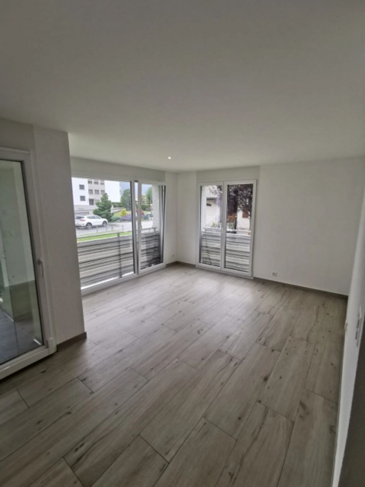 1 Schlafzimmer, 1 Bad Wohnung/Eigentumswohnung - 0