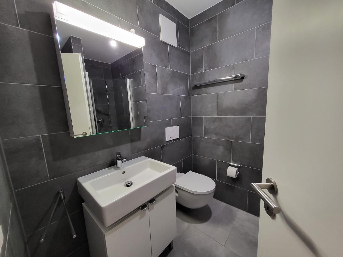 2.5 Zimmer Wohnung - 5