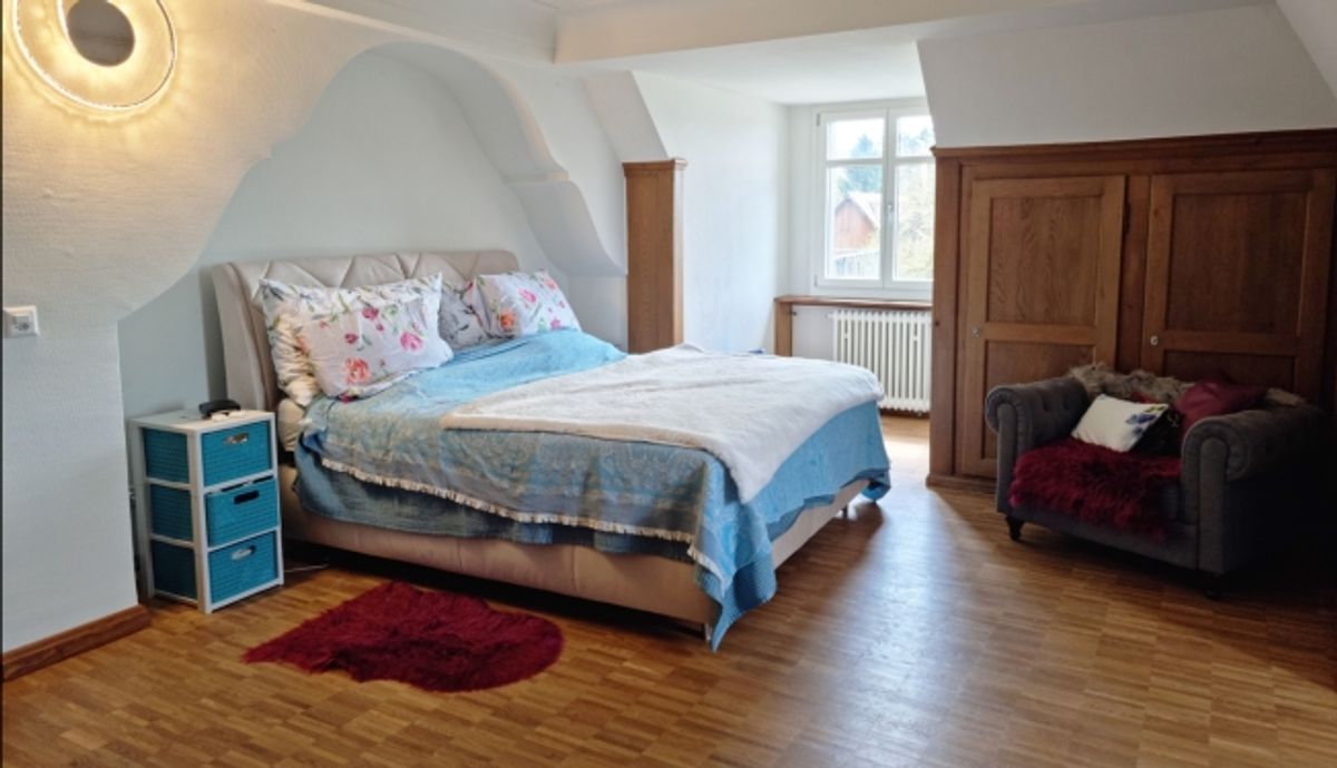 5.5-Zimmer-Dachmaisonettewohnung  in ehemaliger Bally-Villa - 2