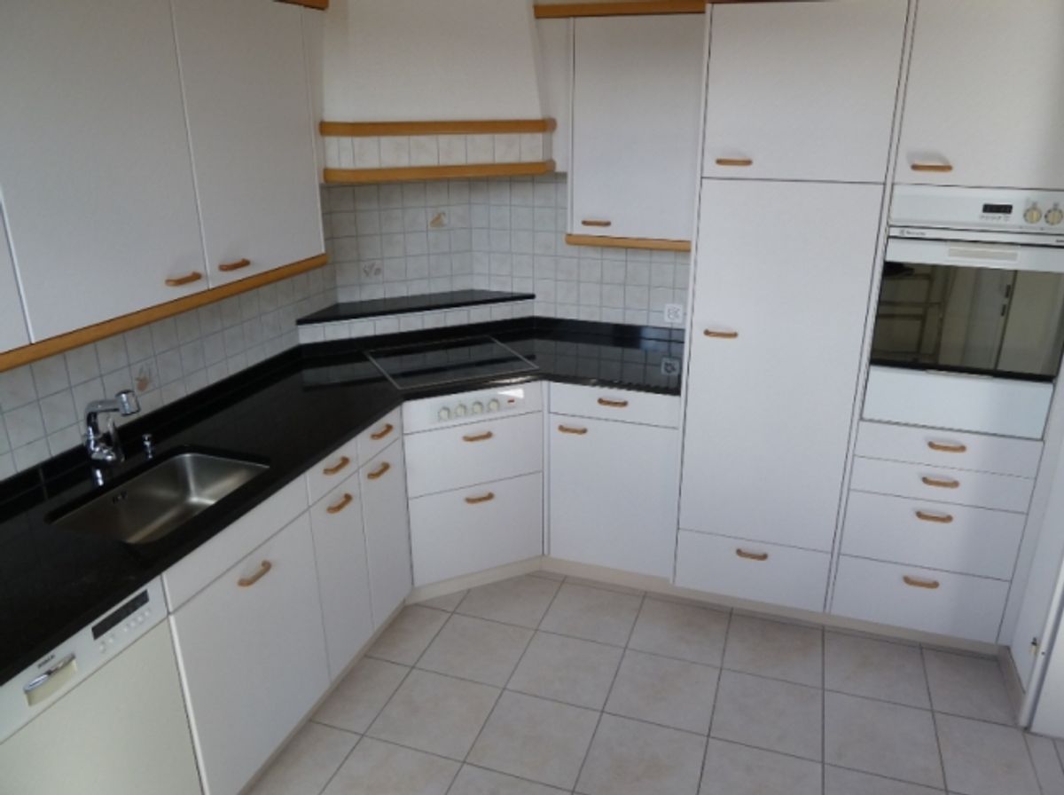 Lichtdurchflutete Maisonette, sonniger Balkon und effiziente Fussbodenheizung - 3