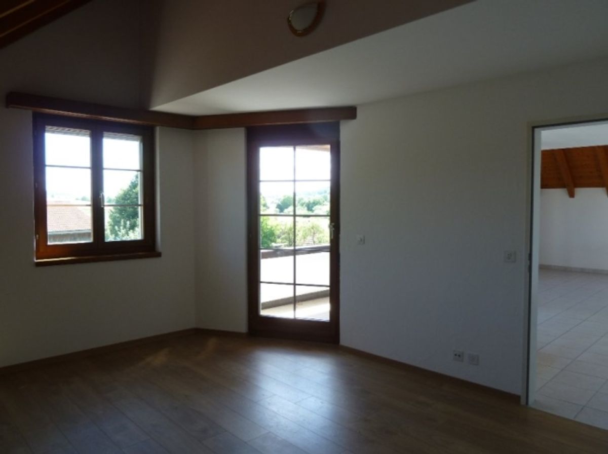 Lichtdurchflutete Maisonette, sonniger Balkon und effiziente Fussbodenheizung - 6