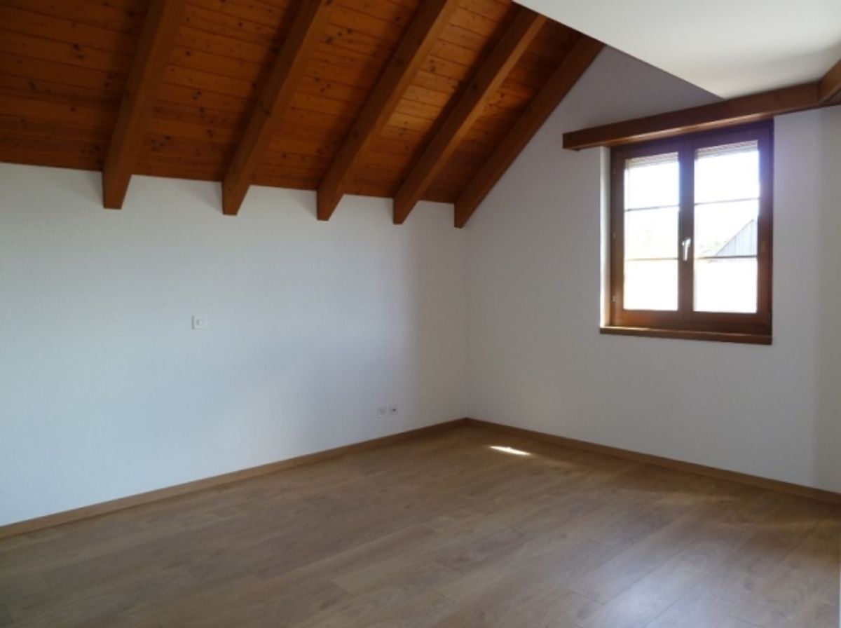 Lichtdurchflutete Maisonette, sonniger Balkon und effiziente Fussbodenheizung - 7
