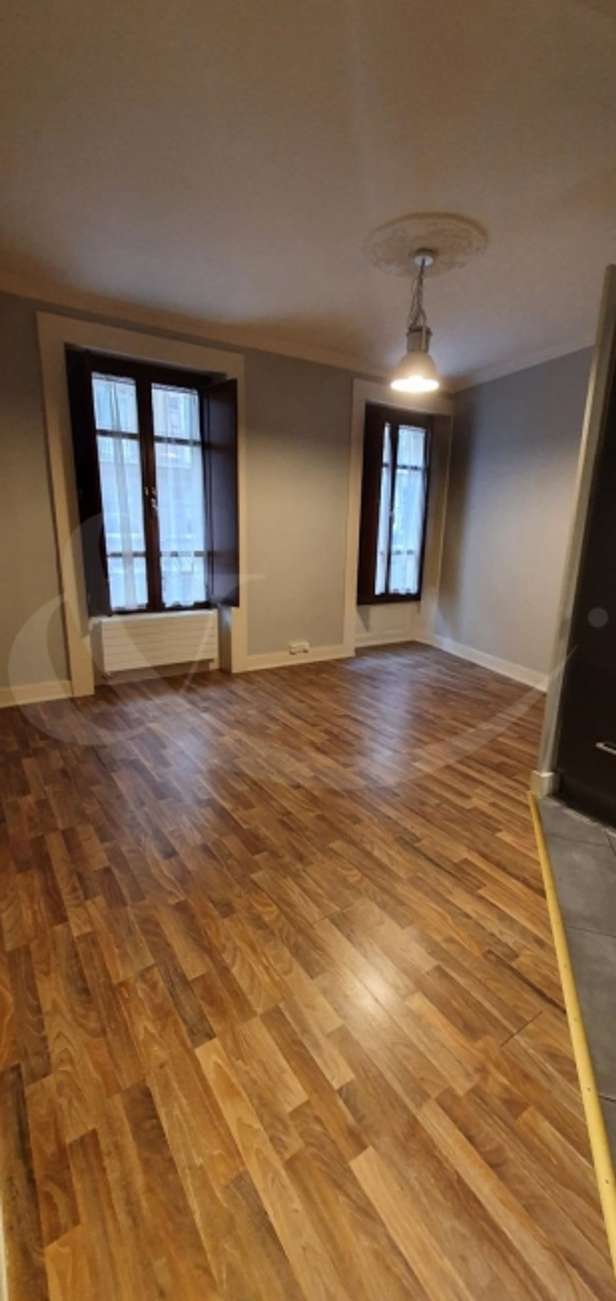 9 Rue des Eaux-Vives, 3 Zimmer - 4