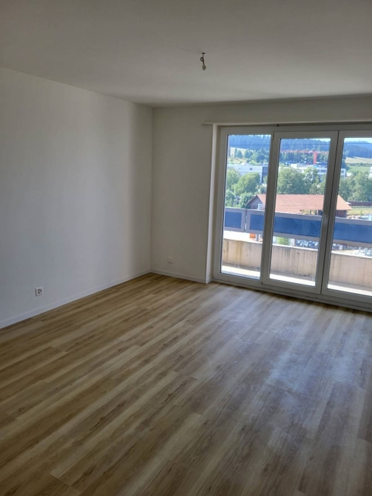 3-Zimmer-Wohnung mit Balkon - 0