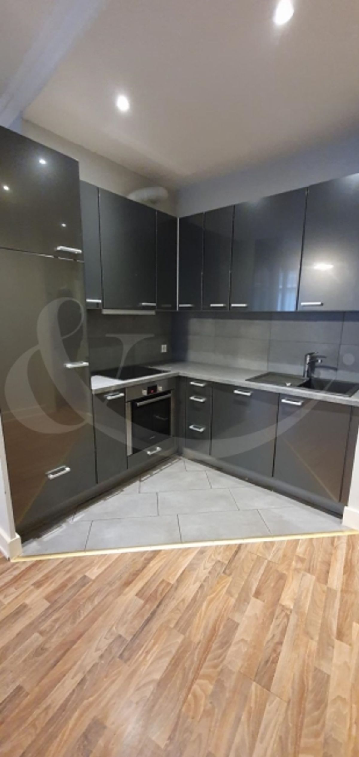 9 Rue des Eaux-Vives, 3 Zimmer - 2