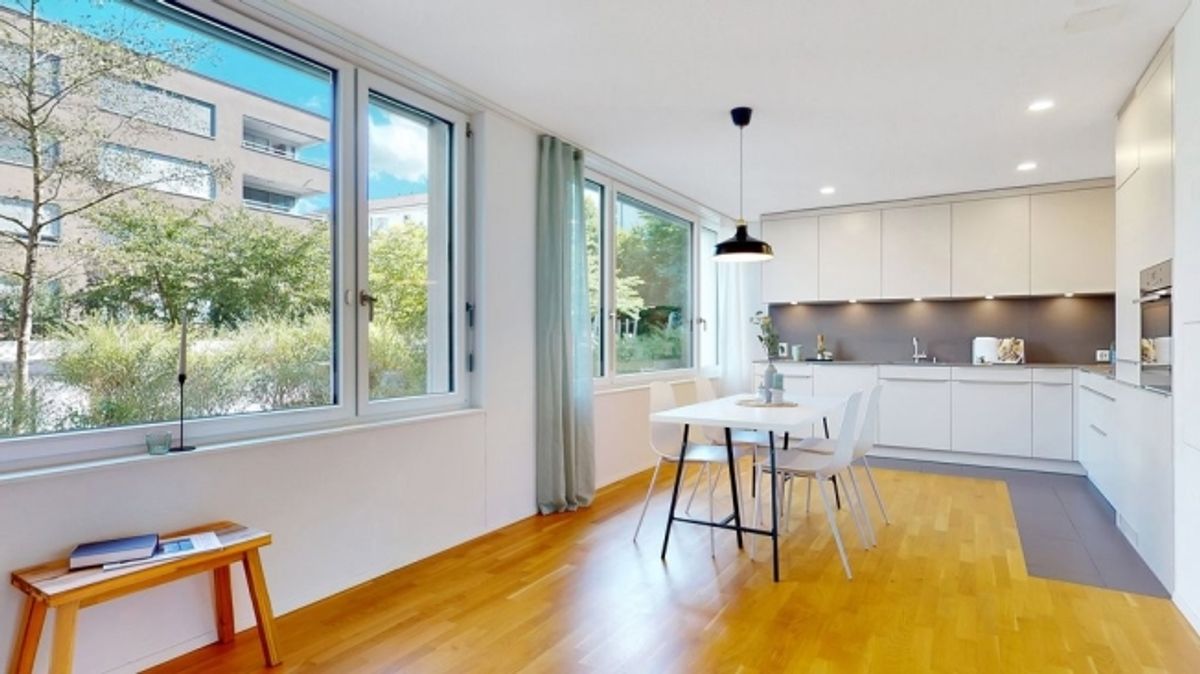 Moderne 3.5-Zimmerwohnung am Bahnhof in Lyss - 1