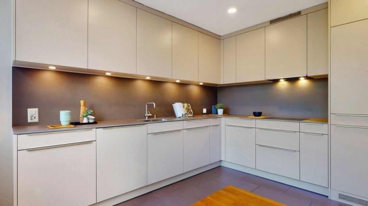 Moderne 3.5-Zimmerwohnung am Bahnhof in Lyss - 2