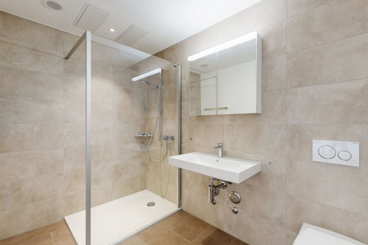 Moderne und helle Wohnung an zentraler Lage - 3