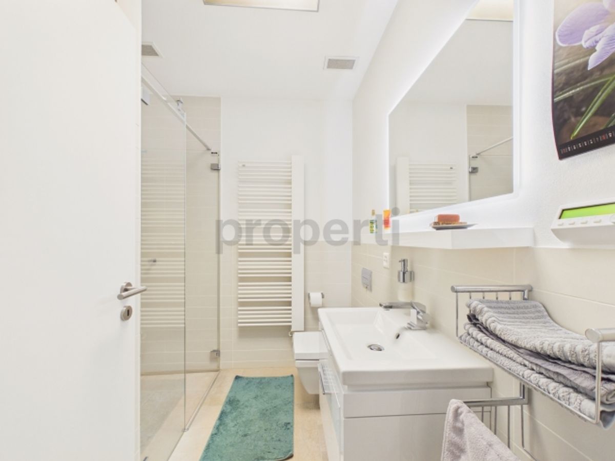 Luxuriöse 3.5-Zimmer Terrassenwohnung mit Minergie-Standard - 11