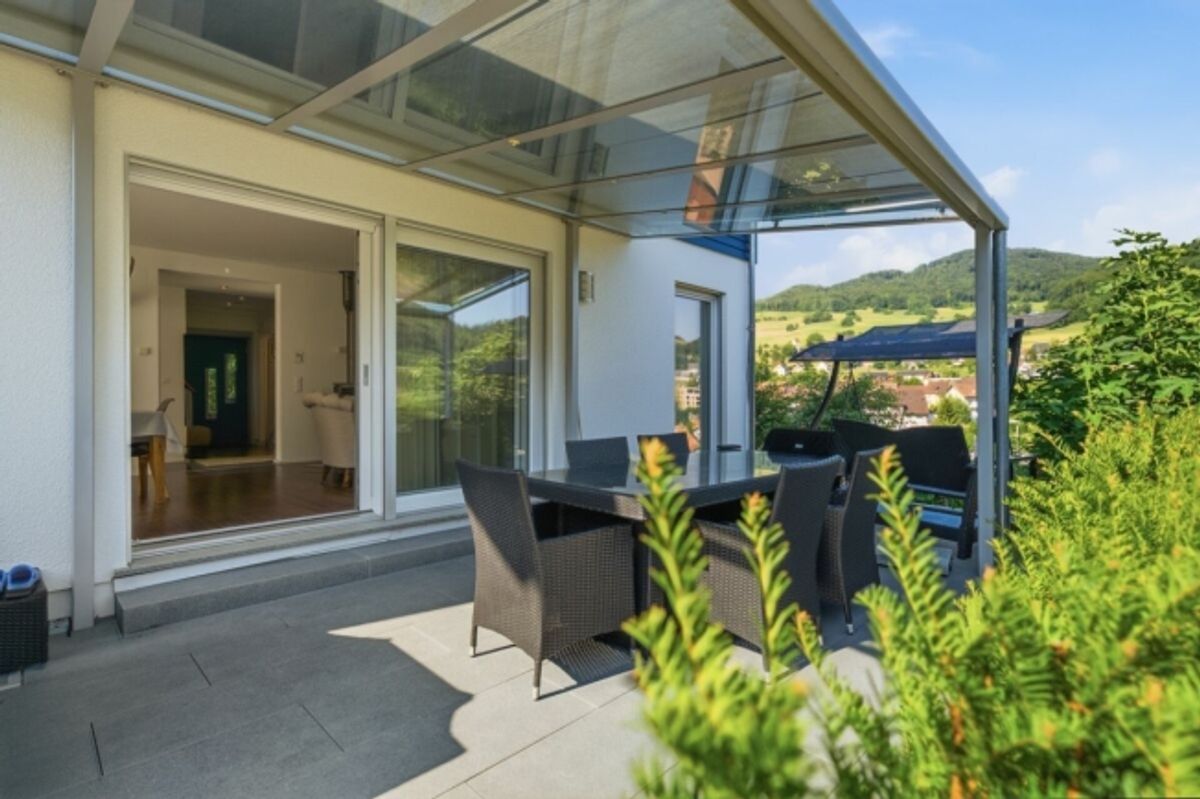 Nachhaltiges Wohnen mit Weitblick in Läufelfingen - 10
