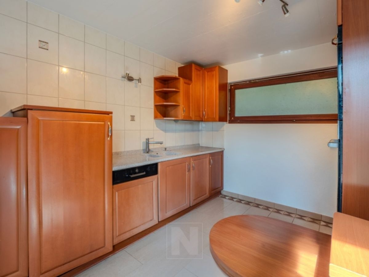 Maison individuelle avec vue panoramique sur le Lac à Denens - 12