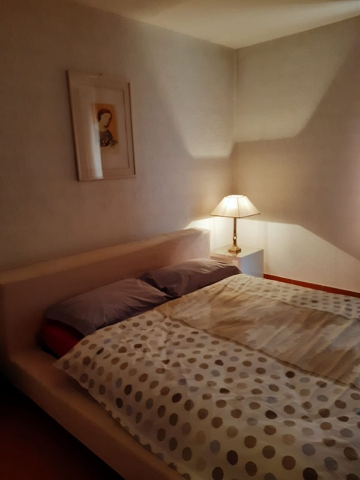 Attraktive 2.5-Zimmer-Wohnung mit Balkon in AgnoAttraente appartamento di 2,5 locali con balcone ad Agno - 4