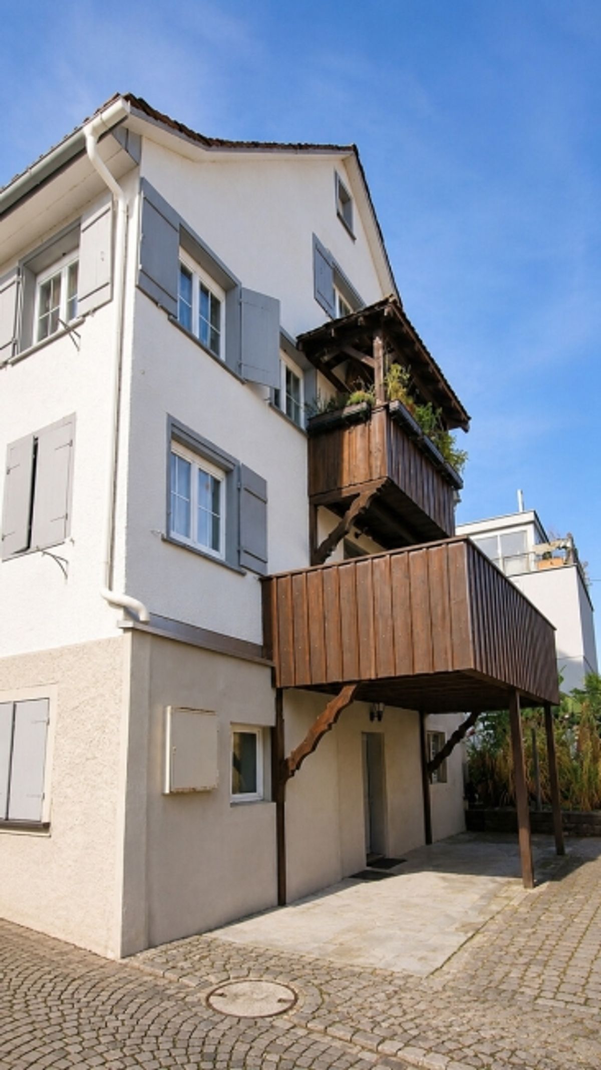 Zentrale 3.5-Zimmer-Wohnung im Hochparterre mit grossem Balkon - 6