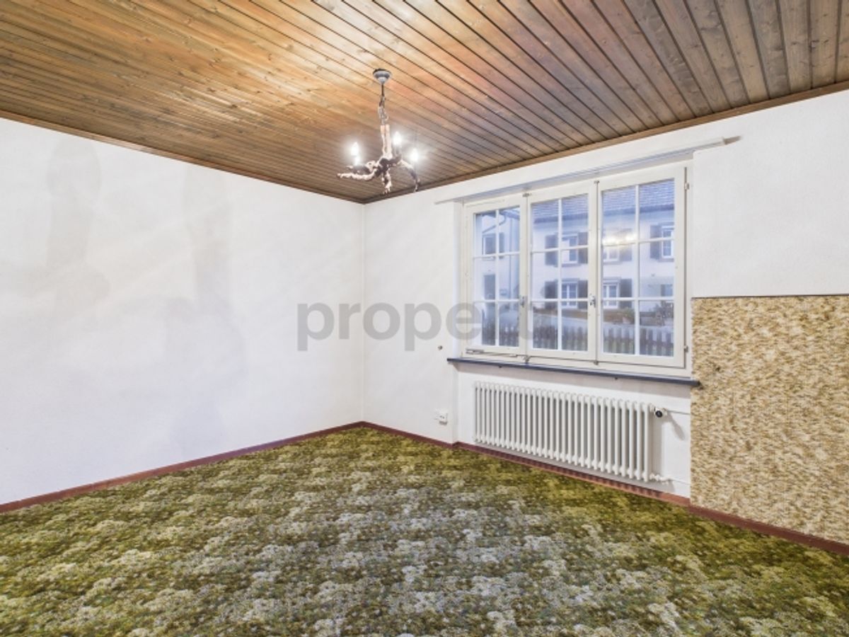 Attraktives 7.5-Zimmer-Einfamilienhaus in Liedertswil, Kanton BL mit viel Potenzial - 7