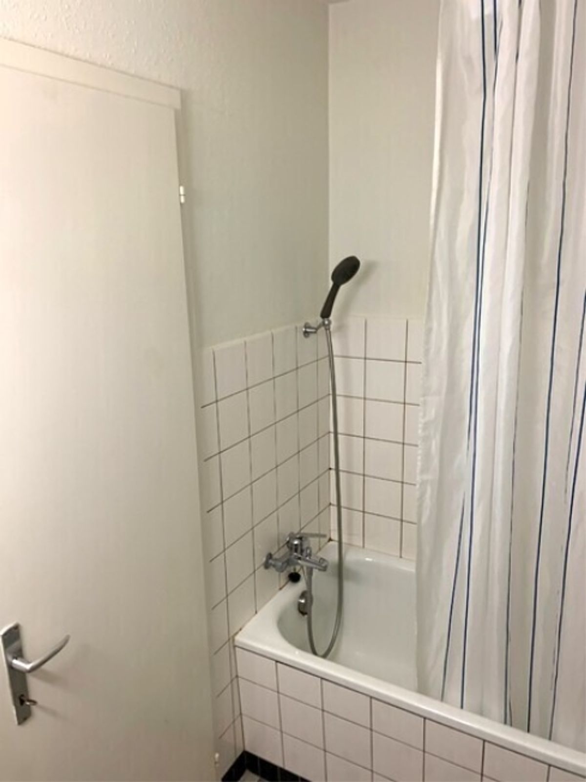 2½ ZI-WOHNUNG IN RHEINFELDEN (AG), MÖBLIERT, TEMPORÄR - 8