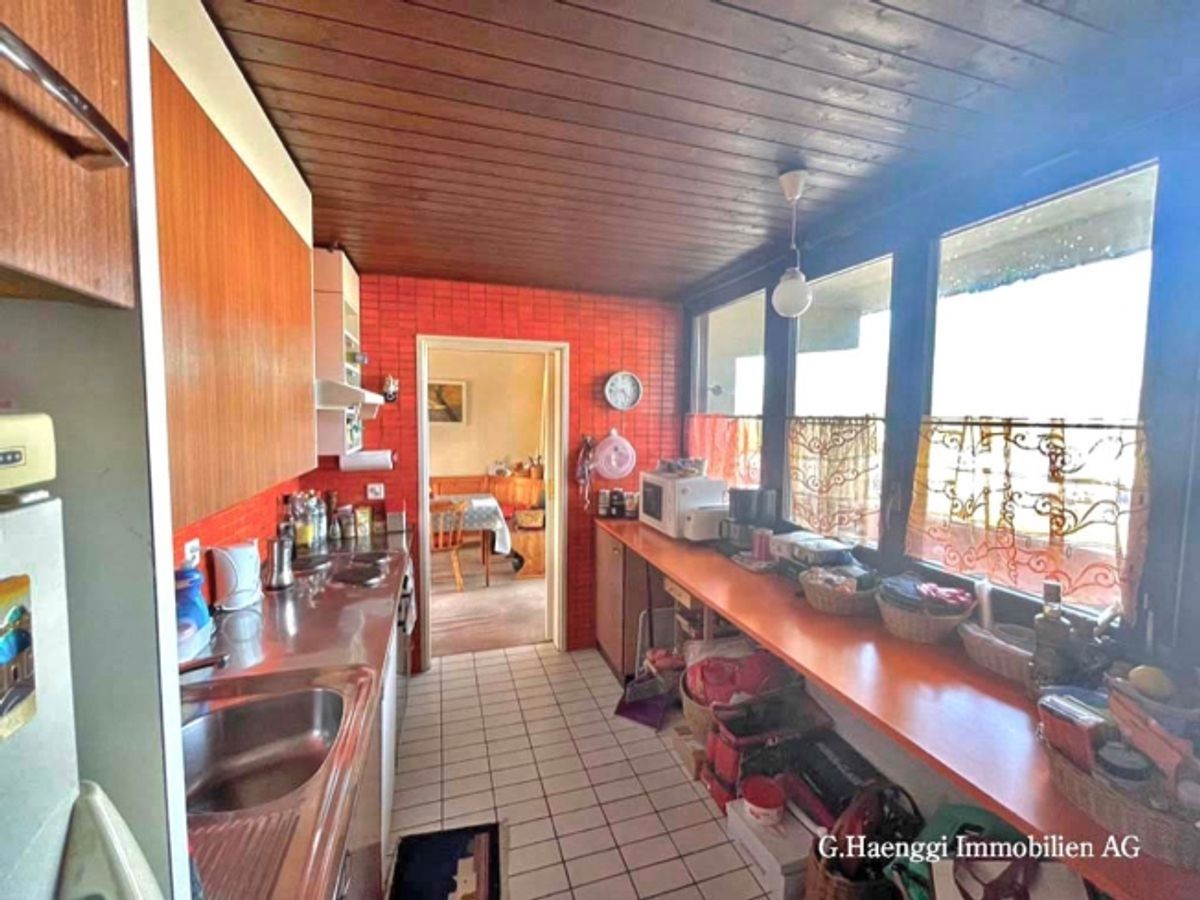 Helle 3 12 Zimmer-Wohnung mit zwei grossen Balkonen - 8