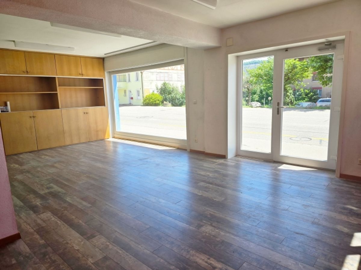 Renovationsbedürftiges Wohn- und Geschäftshaus an bester Passantenlage - 2