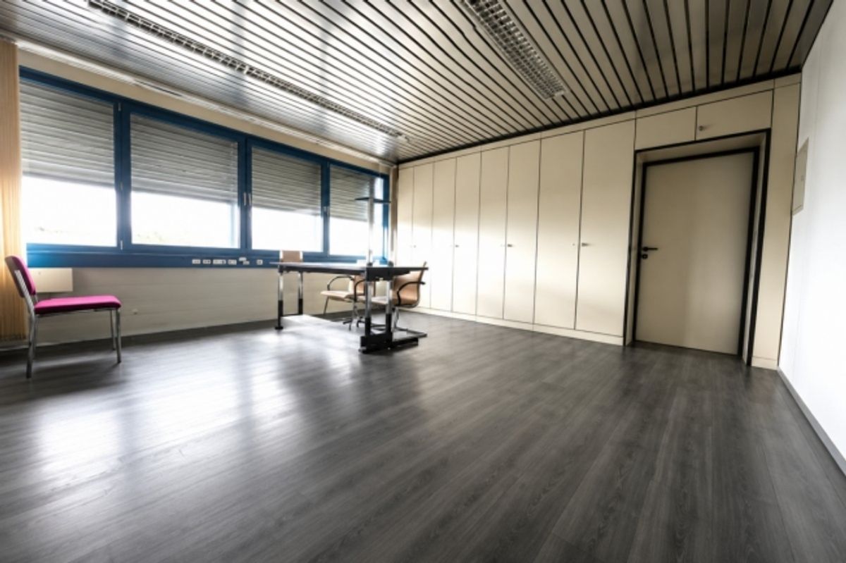 Verwaltung/Büro 1 Zimmer in Ried b. Kerzers - 0