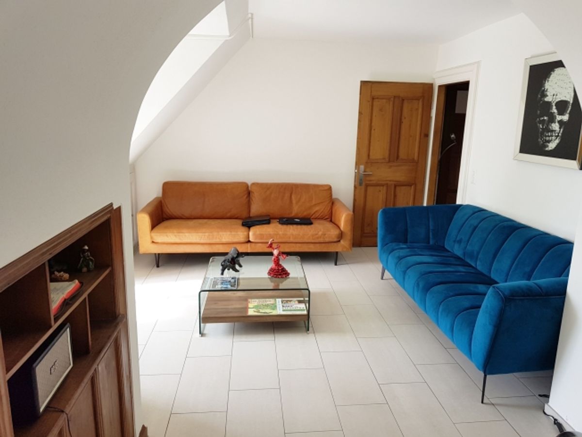 5.5-Zimmer-Dachmaisonettewohnung  in ehemaliger Bally-Villa - 1
