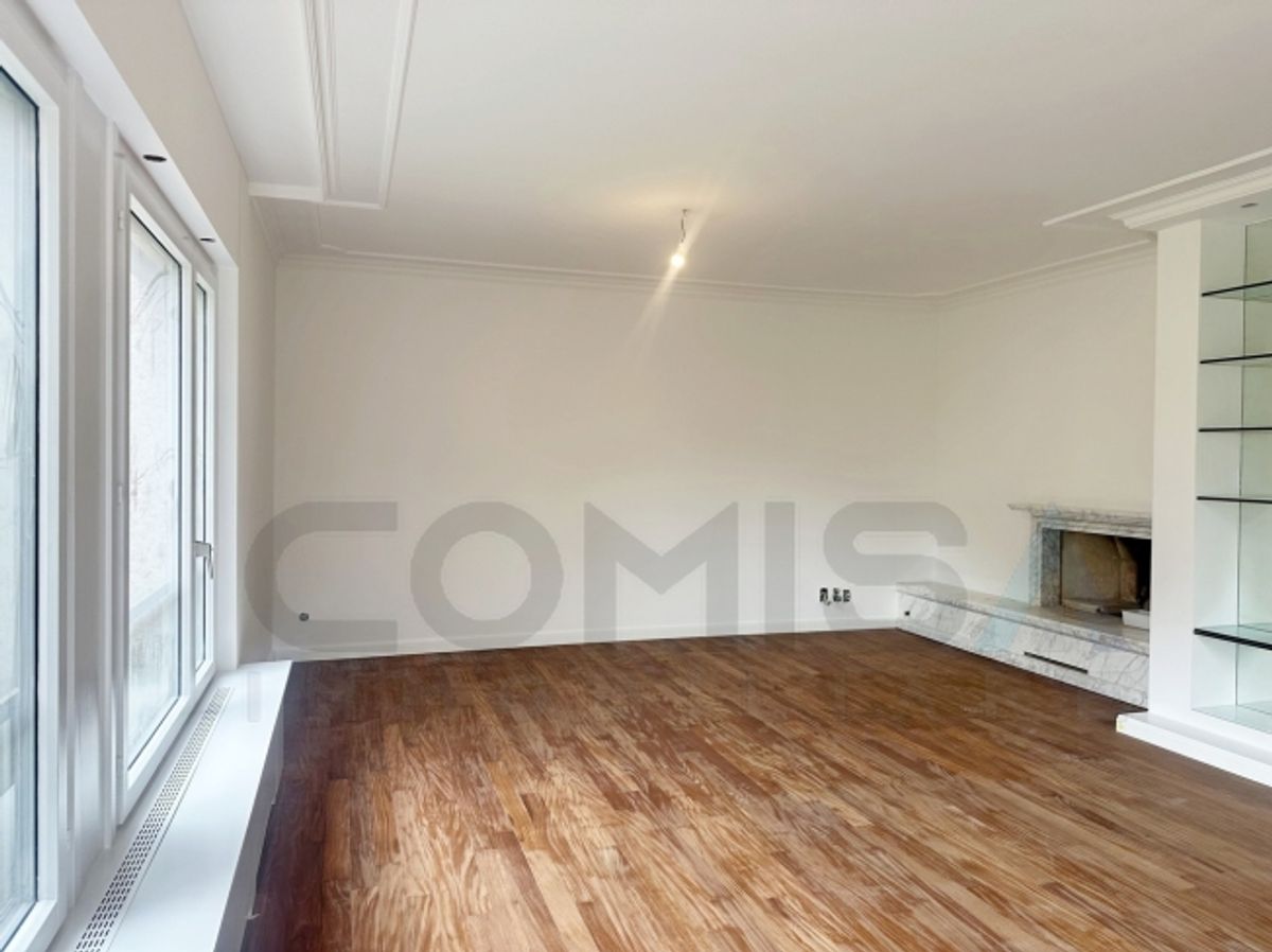LUGANO ZENTRUM
Elegante 10,5-Zimmer-Wohnung mit Garten - 1