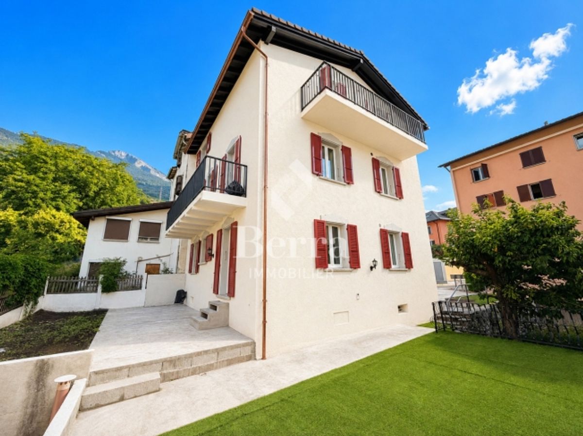Komplett renoviertes Mehrfamilienhaus im Herzen von Vétroz - 8