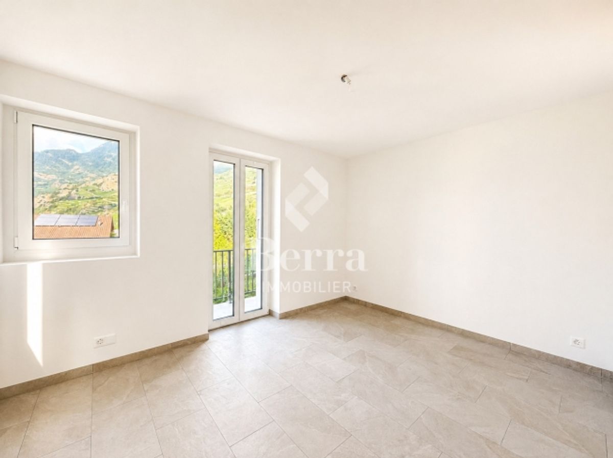 Komplett renoviertes Mehrfamilienhaus im Herzen von Vétroz - 9