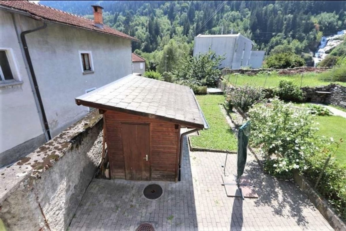 Faido  Casa indipendente con giardino ristrutturata nel cuore della Leventina - 7