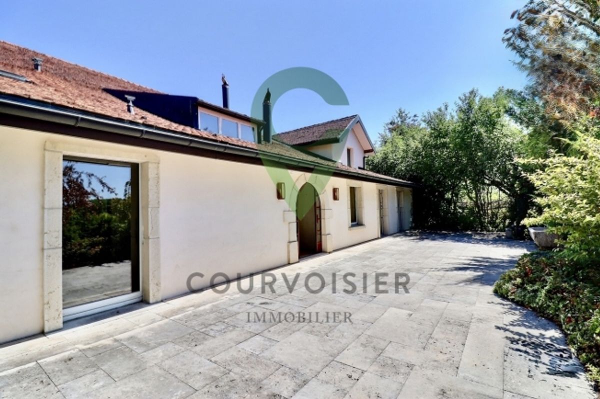 Charaktervolles Haus mit 2 Wohnungen und grossem Erweiterungspotenzial - 10