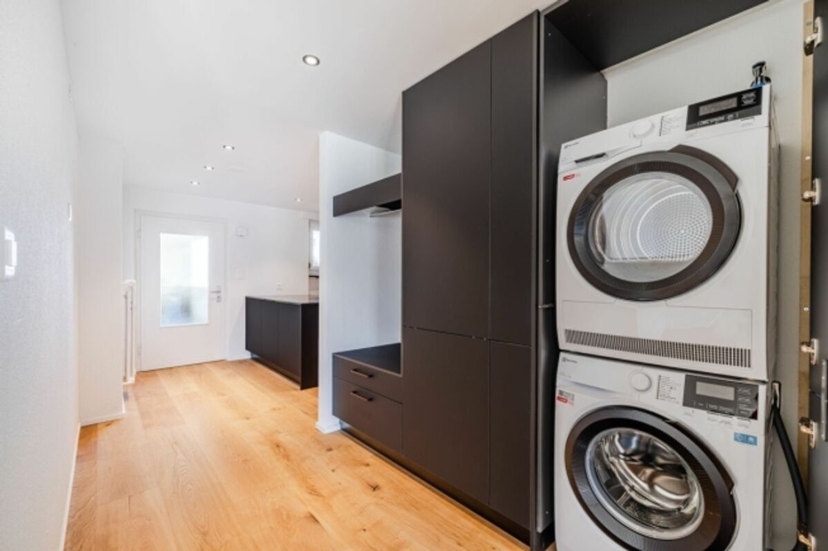 Ferienflair trifft Wohnkomfort - Erstbezug in hochwertiger 2.5-Zimmer Wohnung - 1