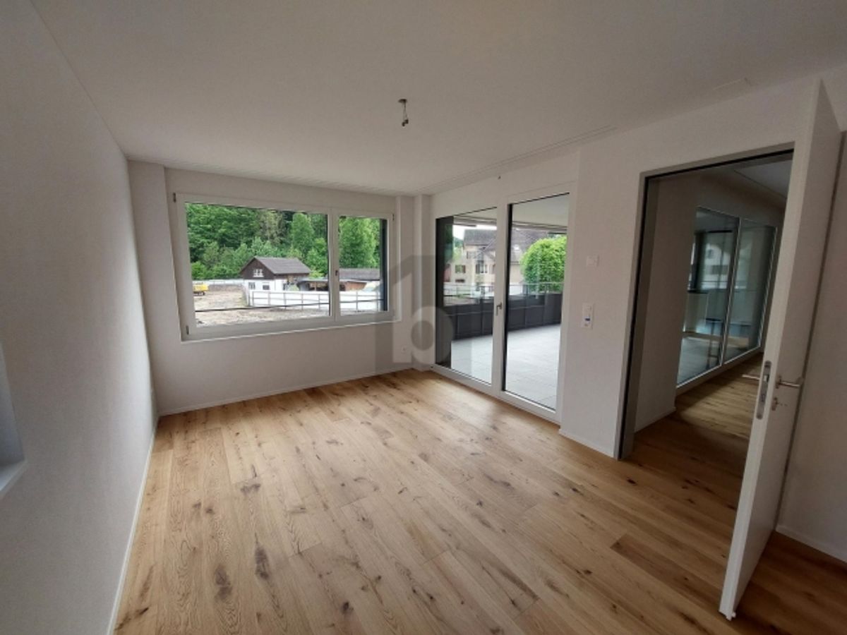 GROSSZÜGIG, MODERN UND FAMILIENFREUNDLICH - 2