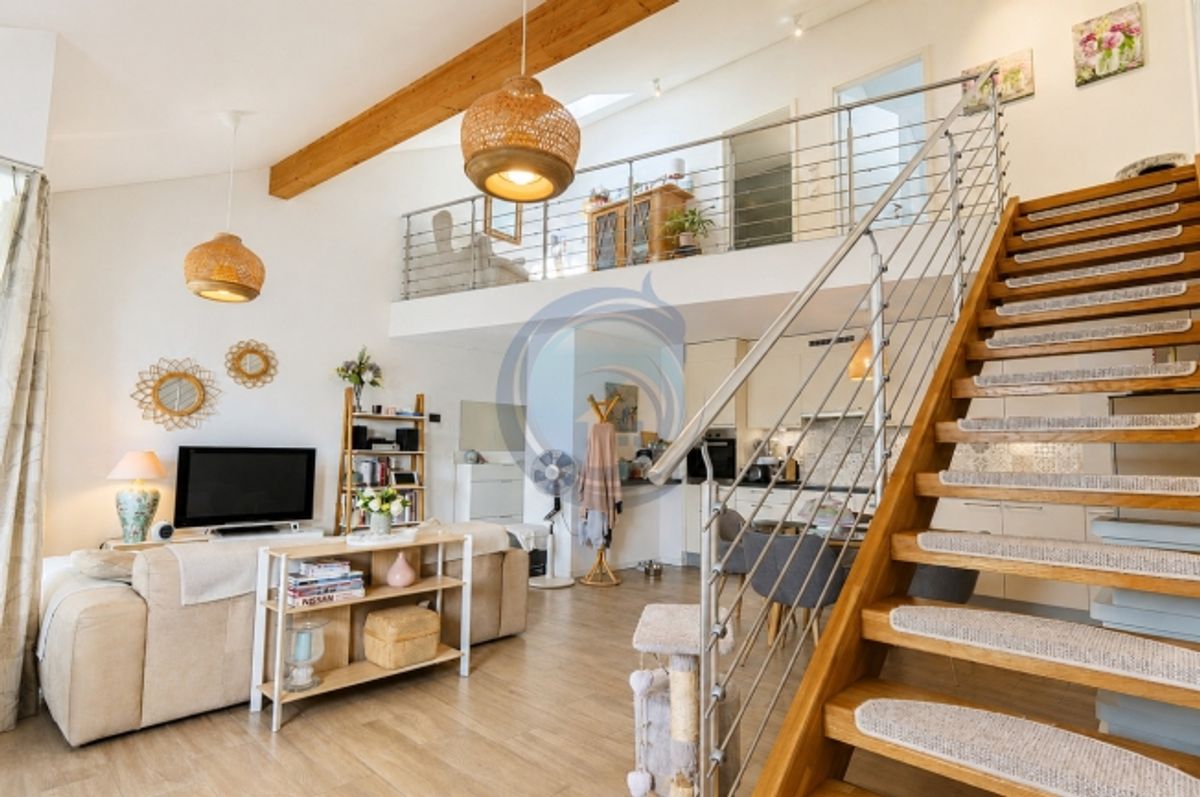 SCHÖNER, LICHTFLUTIGER UND CHARMANTER 4,5-ZIMMER-DOPPELWOHNUNG DURCHGEHEND - 4
