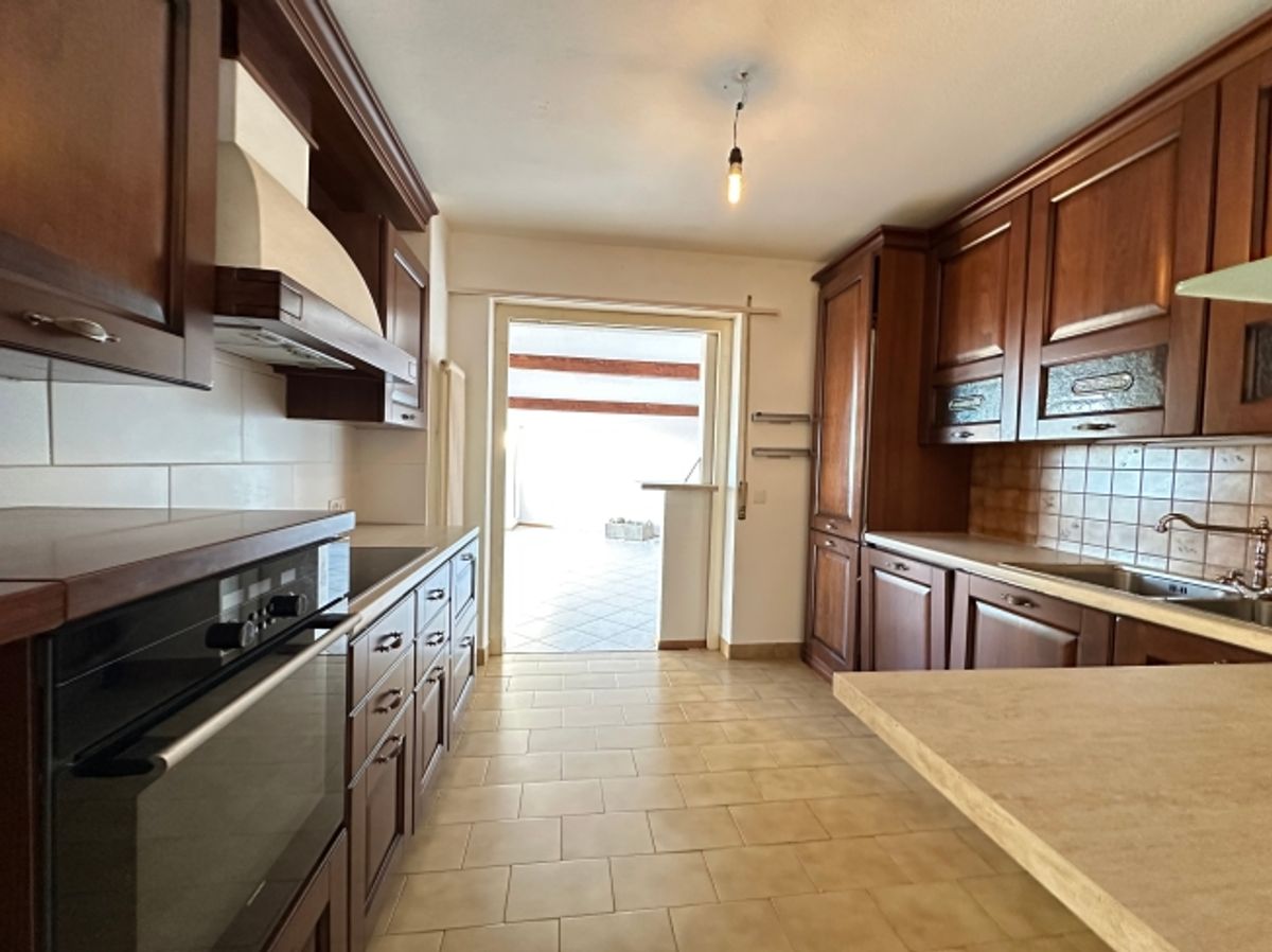 Moderne villa unifamiliare con 6.5 camere in una posizione idilliaca ad Aranno, nel Canton Ticino - 4