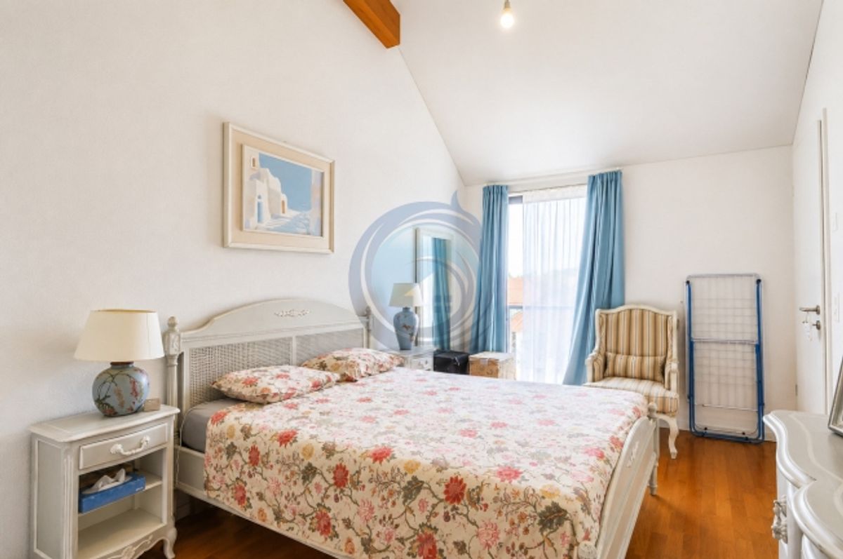 SCHÖNER, LICHTFLUTIGER UND CHARMANTER 4,5-ZIMMER-DOPPELWOHNUNG DURCHGEHEND - 7