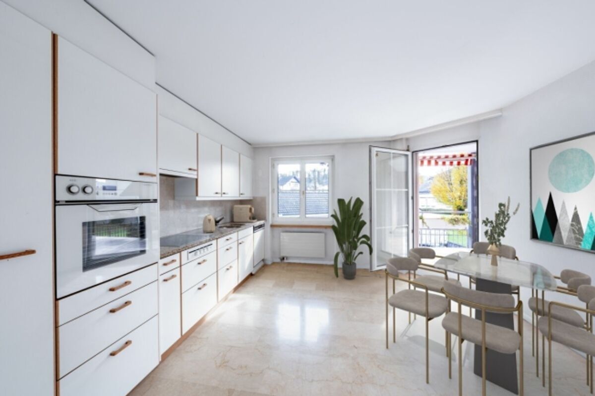gepflegte Eigentumswohnung mit Balkon, Keller und drei Garagenboxen - 7
