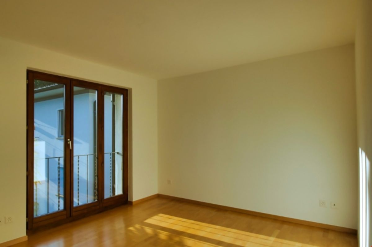 ASCONA,
Zu vermieten elegante 3½ Zimmerwohnung mit Cheminee und Charme - 14