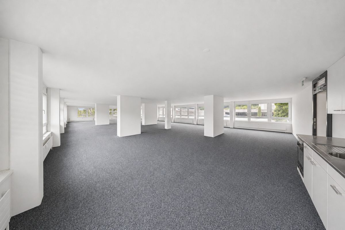 Raum für Ideen, Wachstum und Zusammenarbeit - Büro nahe Stadt Bern - 1