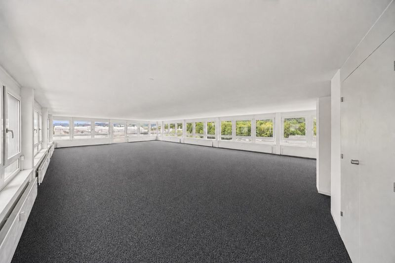 Raum für Ideen, Wachstum und Zusammenarbeit - Büro nahe Stadt Bern - 3