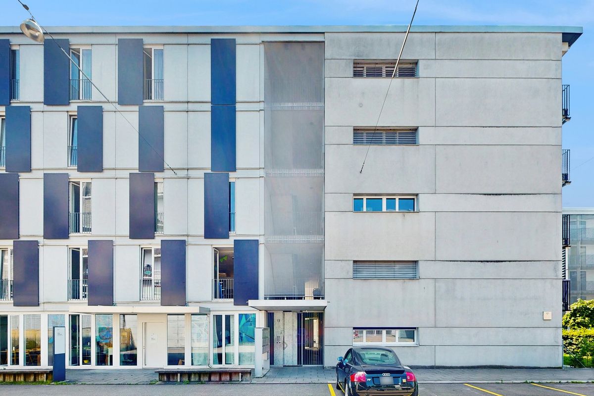 Moderne 2.5-Zimmer-Wohnung in Zürich-Schwamendingen zu vermieten! - 0