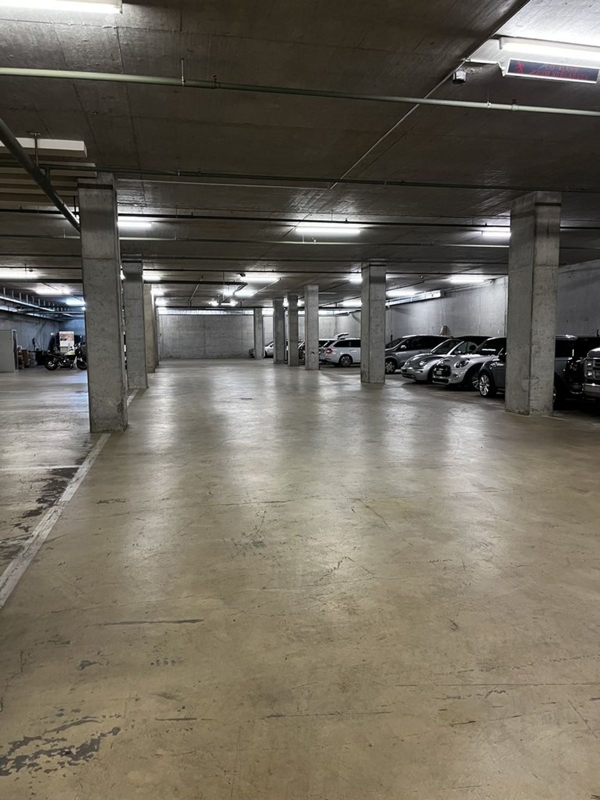 Einstellplätze in der Shoppingmeile Lyssach - 1