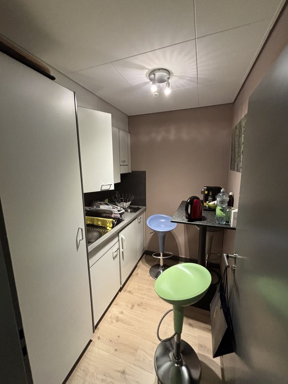 À saisir ! Superbe surface bureau proche de toutes commodités à Nyon ! - 7